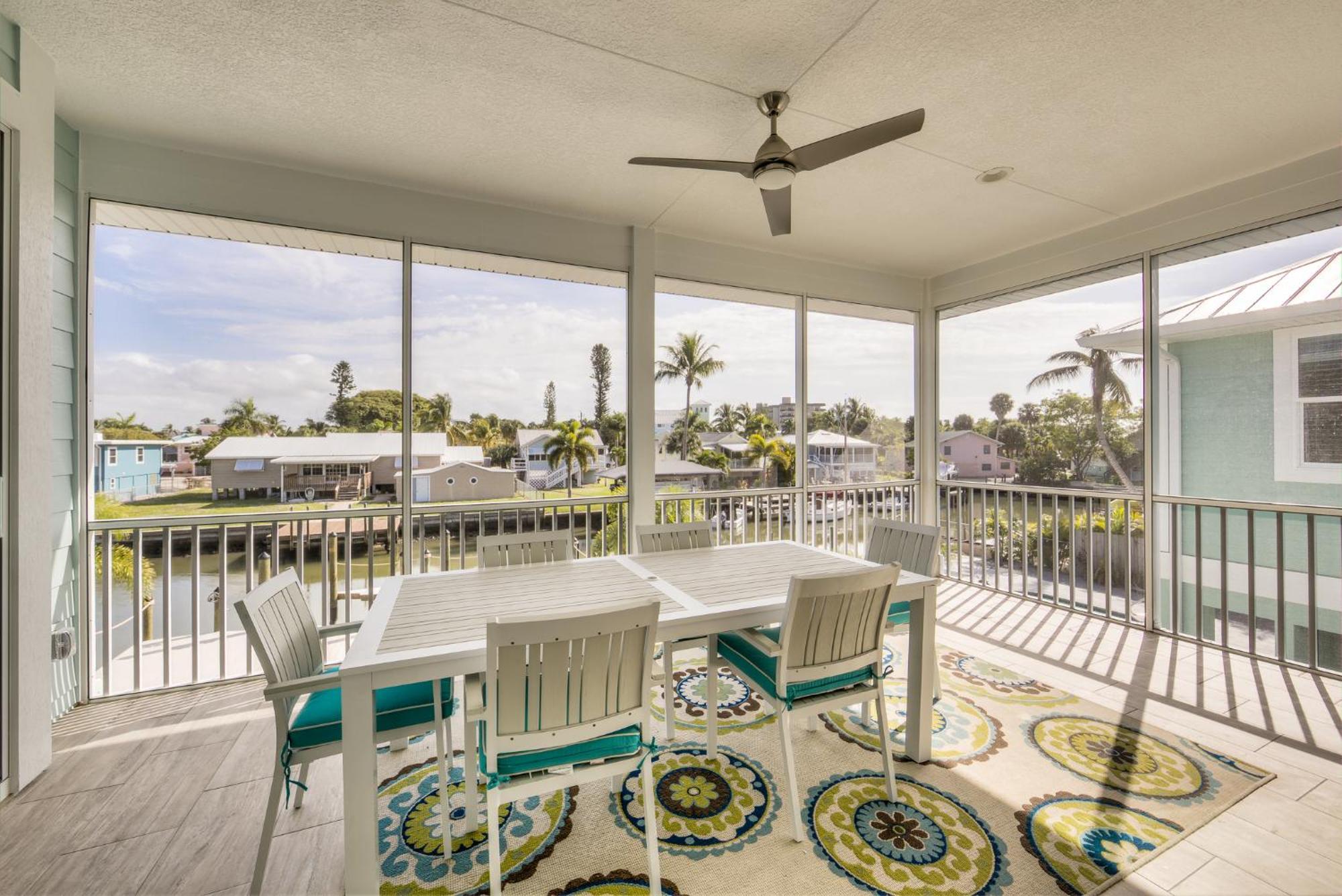 Waterfront - Nestled On The Bay, Heated Pool And Spa - Tidewater - Roelens Villa Fort Myers Beach Exterior photo